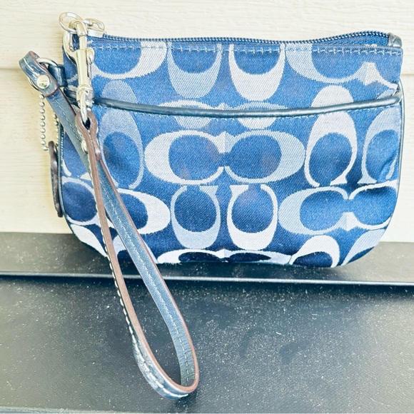 Coach Womens Zip Top Monogram Canvas Small Wristlet Handbag Blue - Picture 10 of 15
